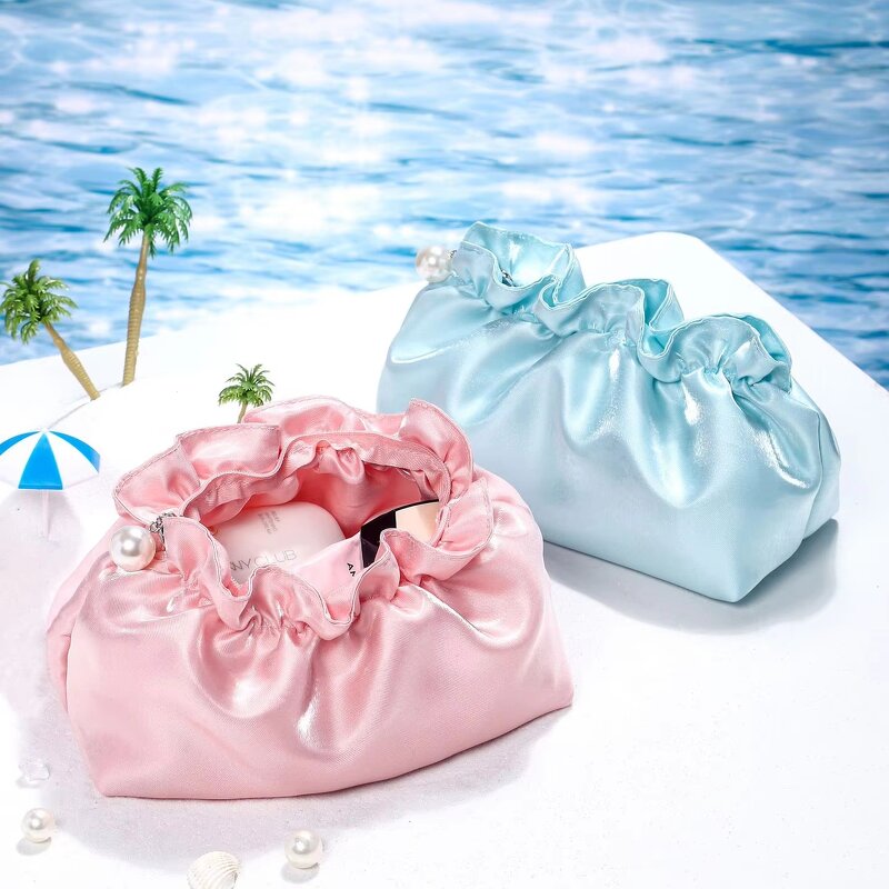 Makeup Bag Factory - Soft Shiny High-End Pleated Cloud Portable