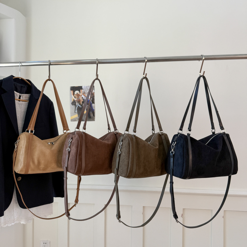 Messenger Bag Factory - Fashion Design Women Pillow Bag Minimalist