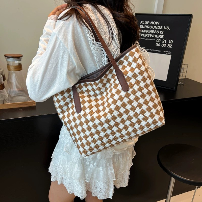 Shoulder Bag Factory - Trendy Lightweight Nylon Woven Portable