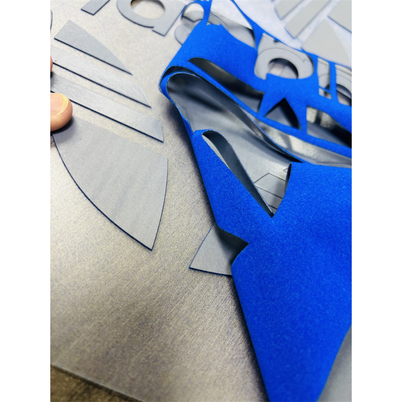 Neck Label Manufacturer - Customized Size T-shirt Adhesive Labels