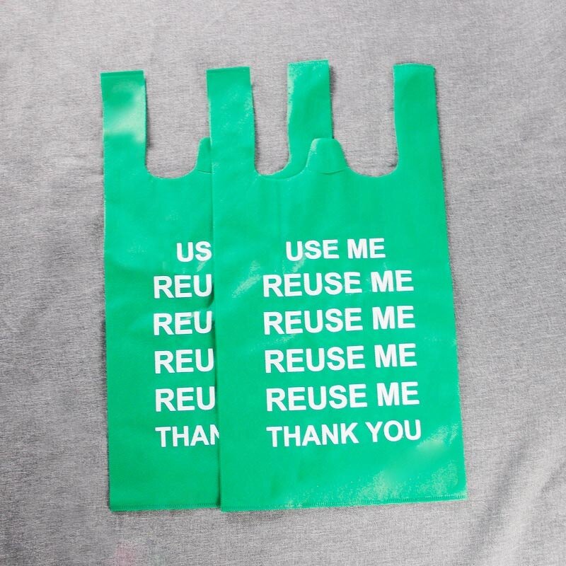 Nonwoven T-Shirt Bag Manufacturer - Medium Size Eco-Friendly Carry Bag
