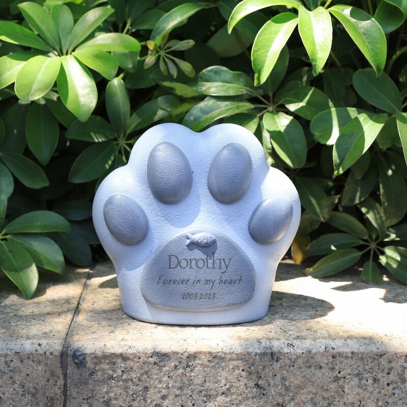 Pet Urn Manufacturer - OEM/ODM Eco Friendly Resin Paw Design Urns