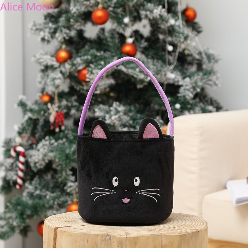 Velvet Halloween Basket Manufacturer - OEM/ODM Cute Pumpkin Face Embroidery Basket