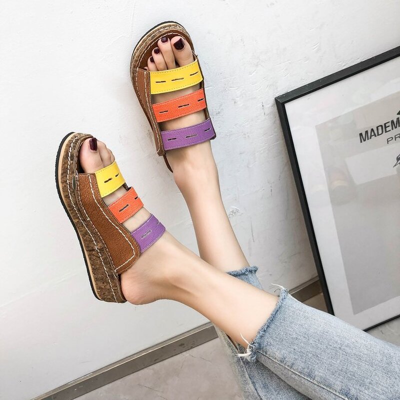 Beach Sandals Factory - OEM/ODM Soft PU Leather Woven Cross Strap Slipper
