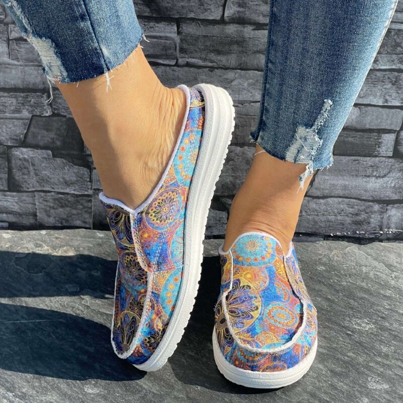 Canvas Shoes Factory - OEM/ODM Bohemia Floral Print Slip-on Half Ankle