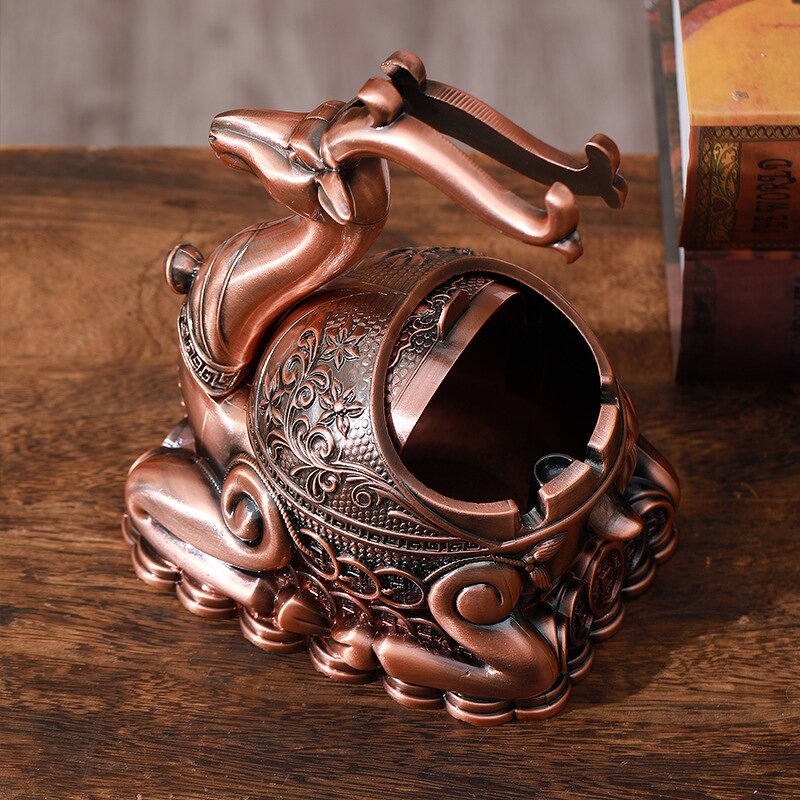 Ashtray Manufacturer - OEM/ODM Custom Vintage Deer Creative Ashtray