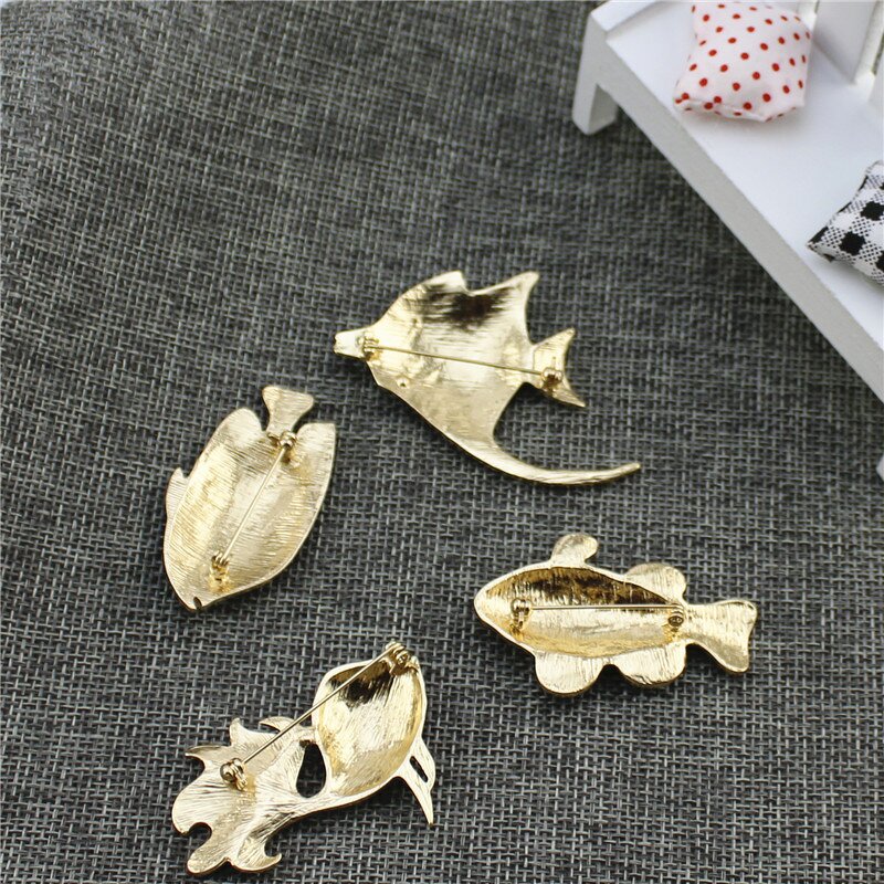 Brooch Manufacturer - OEM/ODM Custom Enamel Tropical Fish Brooch Pin
