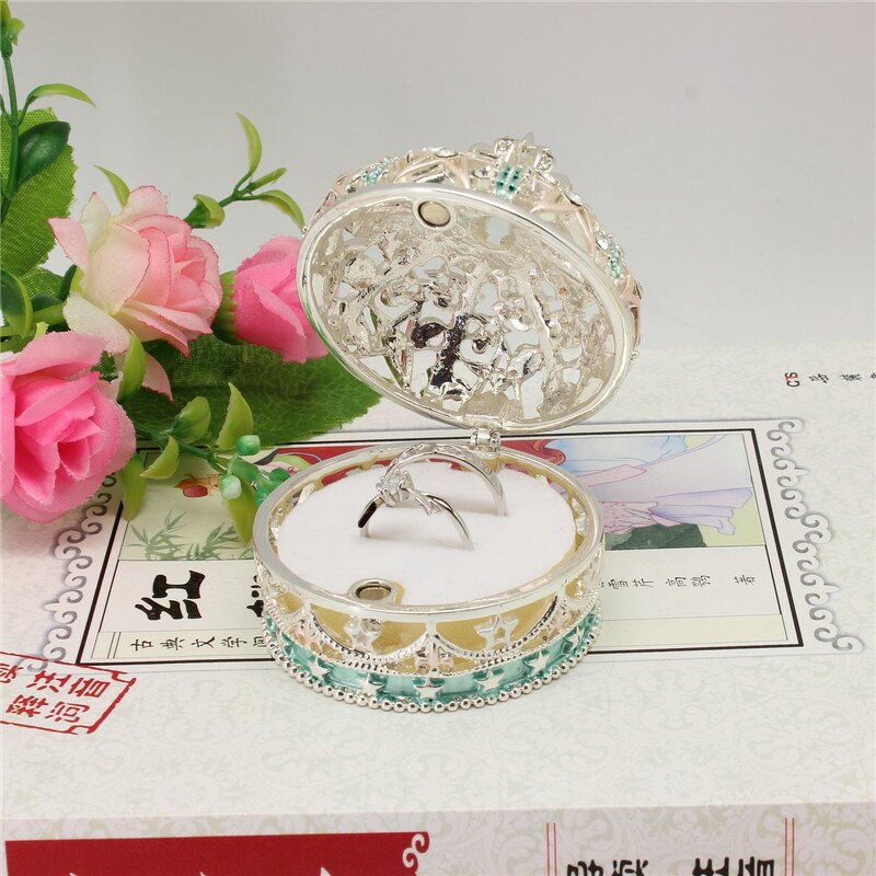 Jewelry Box Manufacturer - OEM/ODM Custom Luxury Star Crown Wedding Ring Box