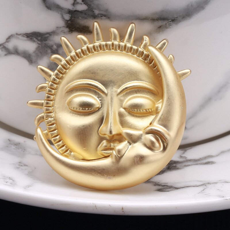 Gold Sun Brooch Manufacturer - Wholesale Custom Jewelry Pin