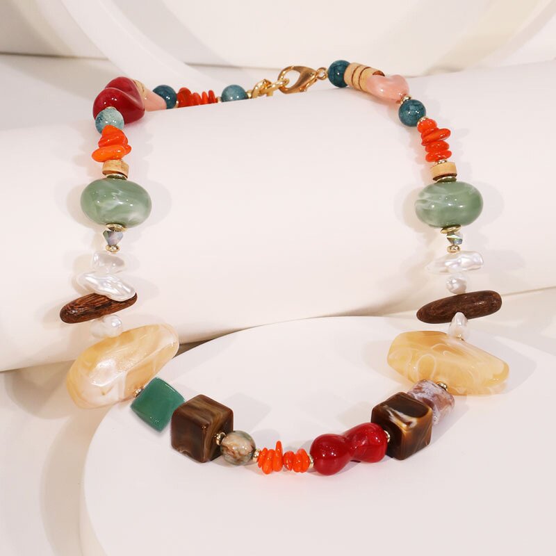 Stone Necklace Manufacturer - Custom Colorful Natural Clavicle