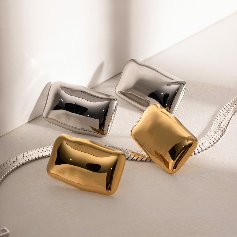 Stainless Steel Earrings Supplier - Custom Hypoallergenic OEM