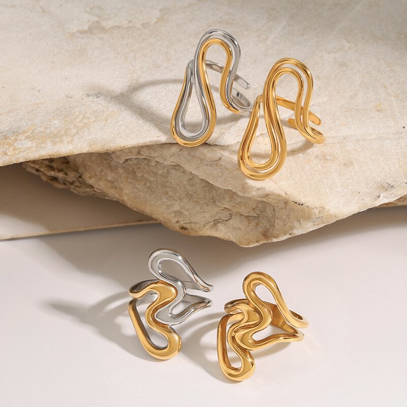 Exaggerated Ring Factory - Custom Titanium Steel Hand