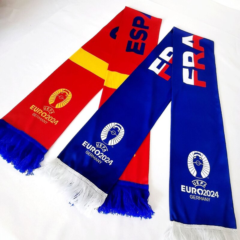 Fan Scarf Manufacturer - OEM/ODM Custom Flag Print Velvet Team Football Scarf