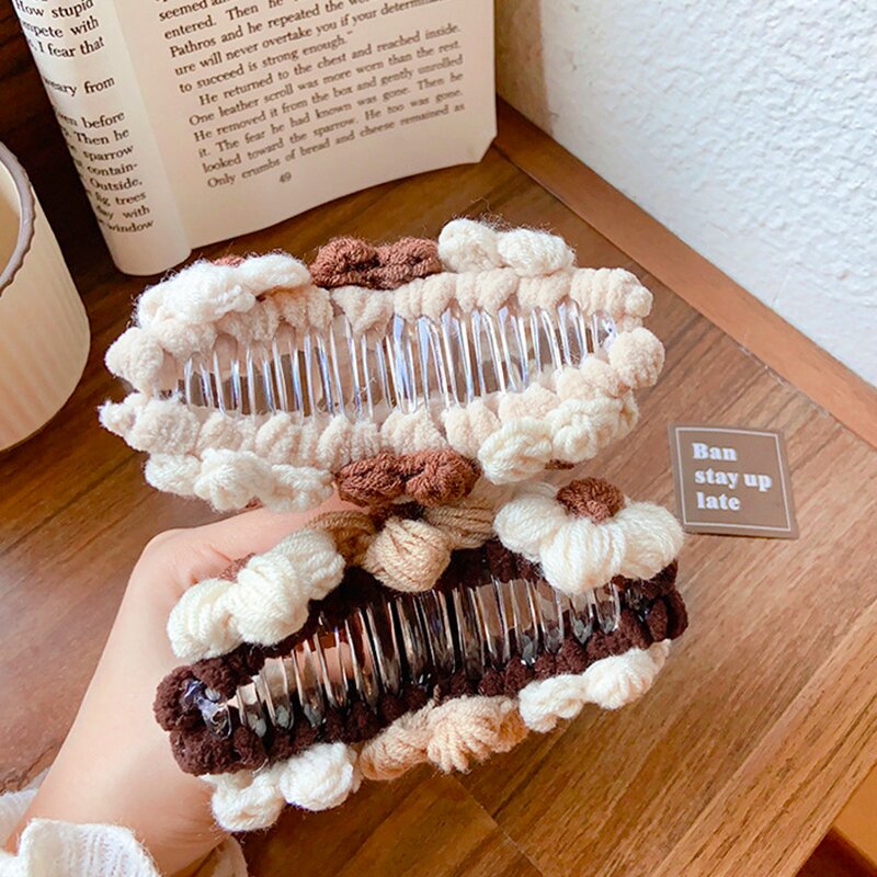 Hair Claw Clips Manufacturer - Custom Wool Knitted Jumbo