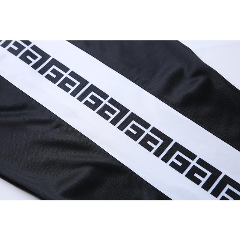 Unisex Hoodies Manufacturer - OEM/ODM Custom Fashion Black Zipper-Up Jacket