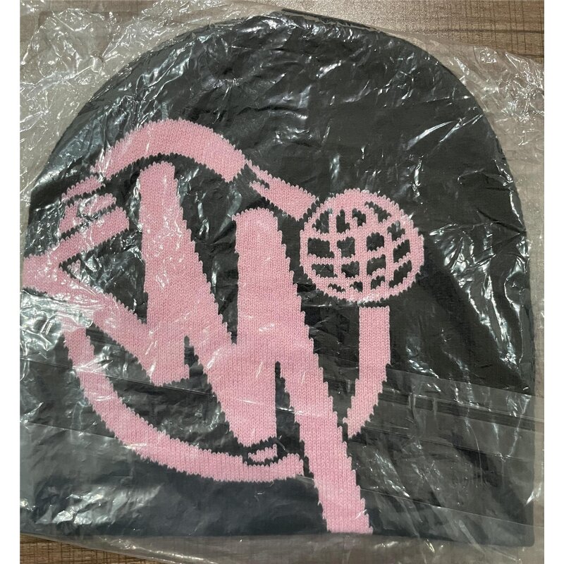 Knitted Beanie Manufacturer - OEM/ODM Custom Striped Casual Winter Travel Hat