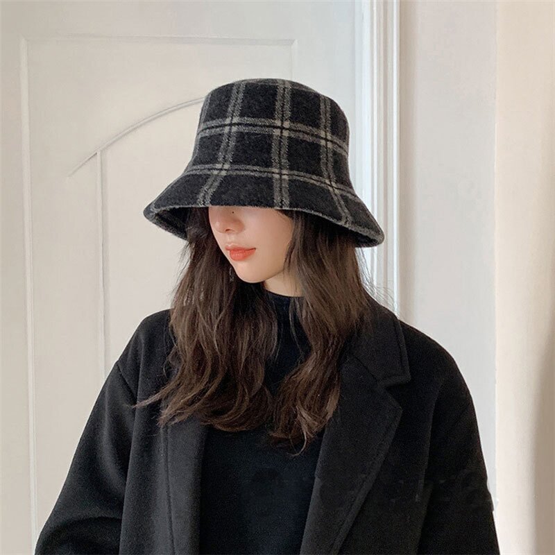 Faux Fur Boots Manufacturer - OEM/ODM Custom Fluffy Ankle Snow Shoes Slippers