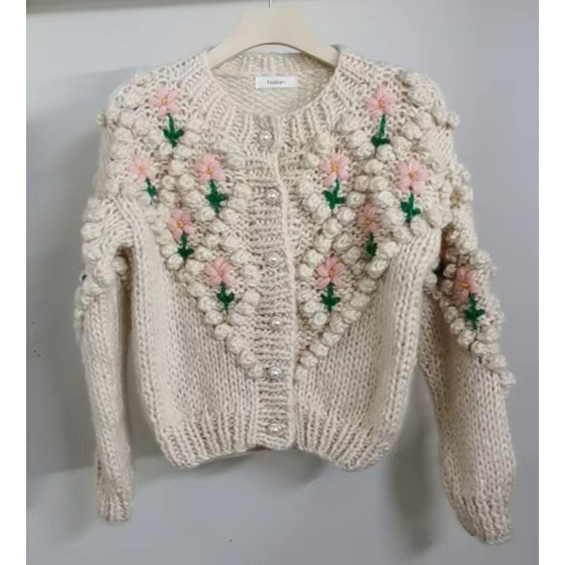 Knitted Sweater Manufacturer - OEM/ODM Custom Collarless Forest Flower Top