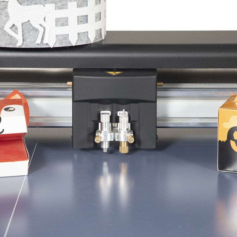 Digital Carton Cutter Manufacturer - Vulcan FC700VC Flatbed Cutter Plotter