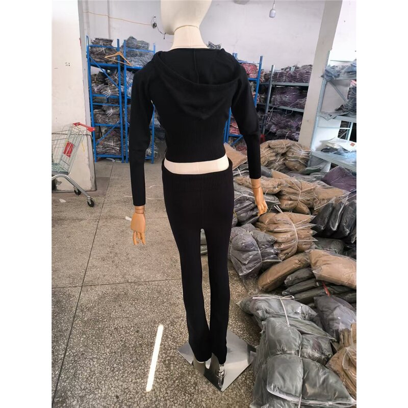 Knitted Set Manufacturer - OEM/ODM Custom Slim Short Hooded Cardigan Trousers
