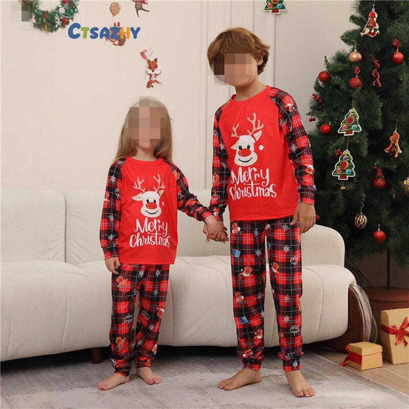 Christmas Pajamas Set Manufacturer - OEM/ODM Custom Reindeer Print Family