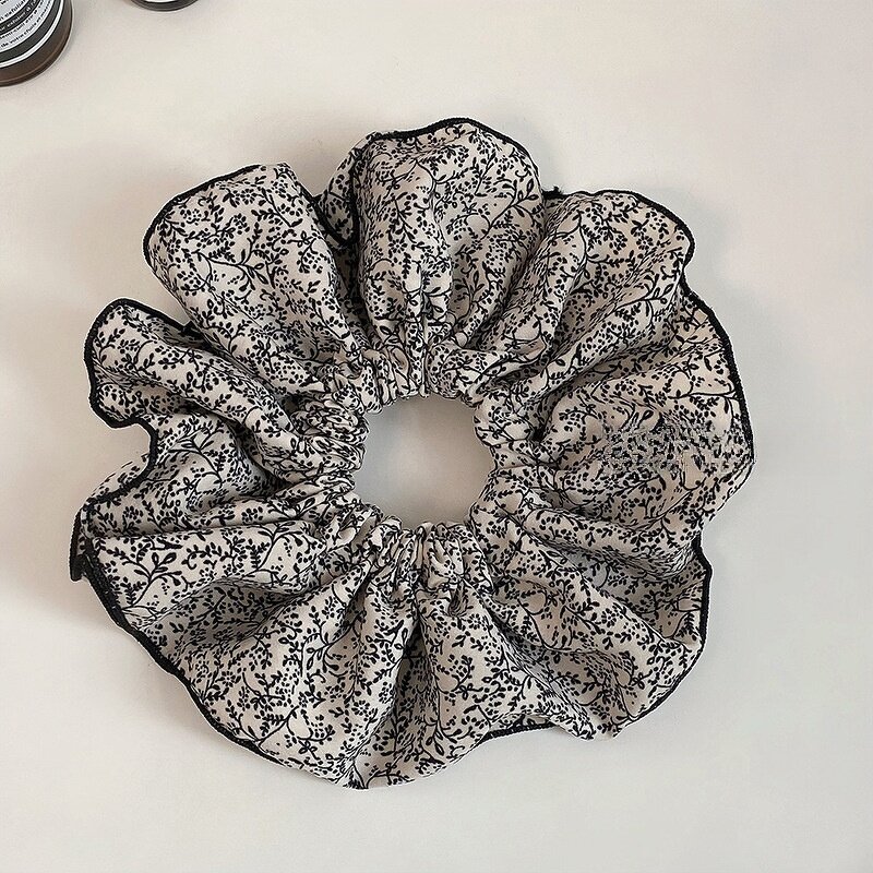 Flower Scrunchies Manufacturer - OEM/ODM Custom Vintage Large Size Black Edge