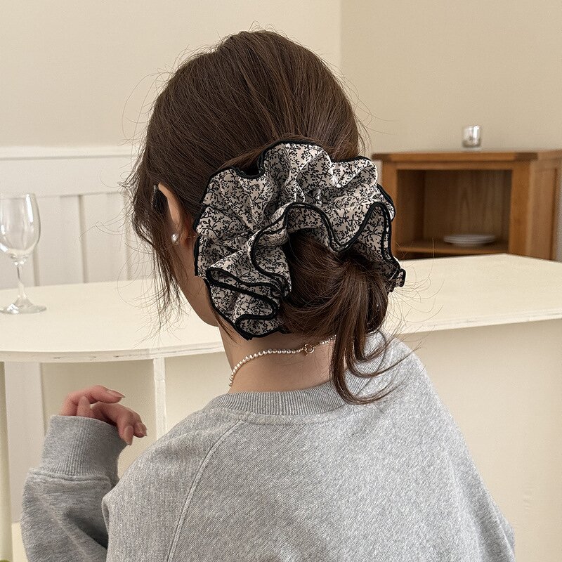 Flower Scrunchies Manufacturer - OEM/ODM Custom Vintage Large Size Black Edge