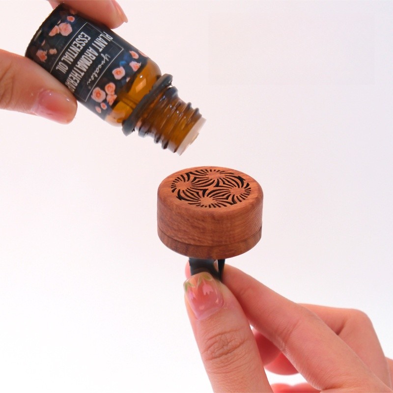 Car Perfume Diffuser Factory - Bulk Wooden Aromatherapy Clip Vent Ornament