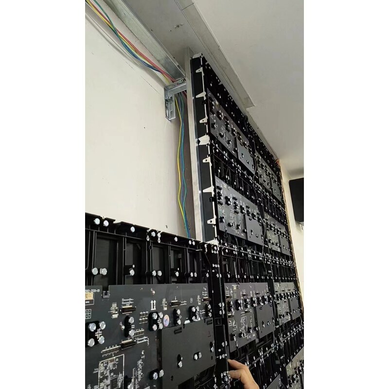 Flexible LED Display Manufacturer - OEM/ODM Flexible Curved Indoor Wall Advertising Screen