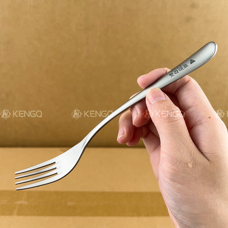 Tableware Set Manufacturer - OEM/ODM Pure Titanium Chopsticks Spoon Fork Camping Portable