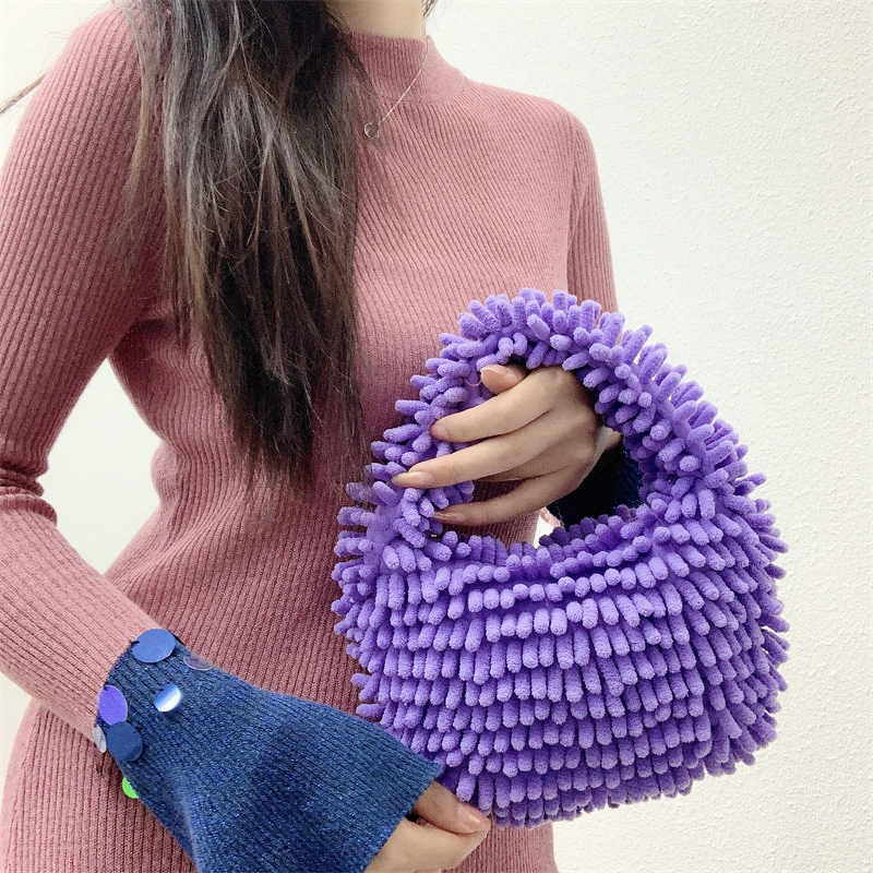 Plush Handbag Manufacturer - OEM Autumn Winter New Style Cute Fashionable Plush Handbag Candy Color Small Square