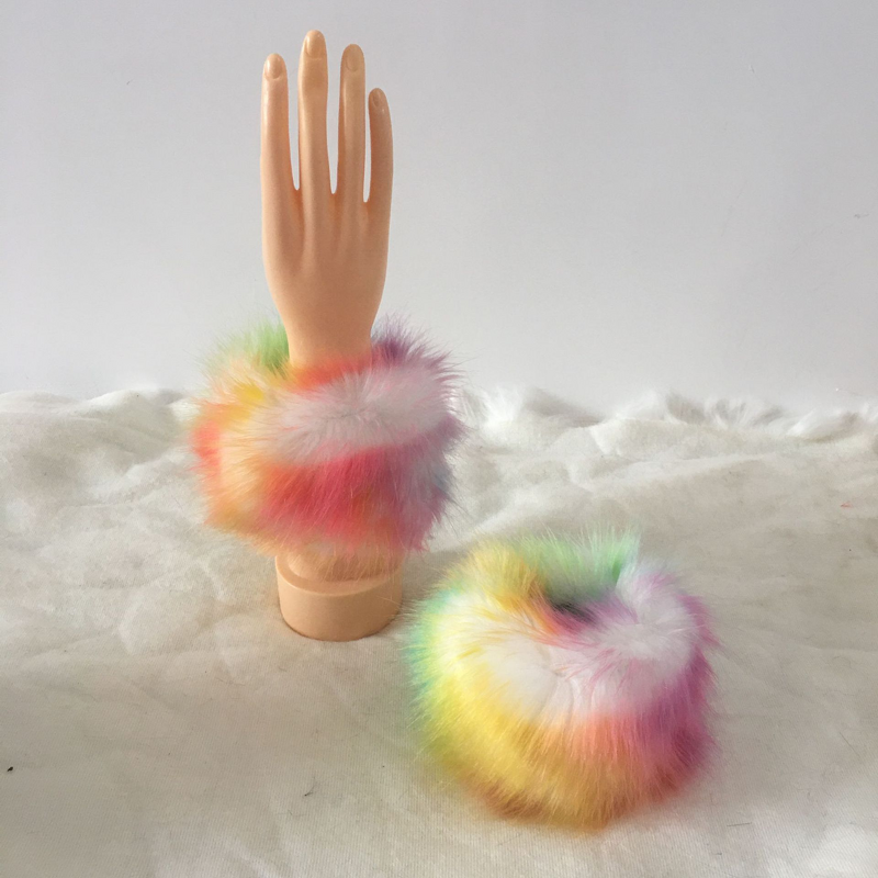 Fur Wristband Factory - OEM European American Fur Wristband Autumn Winter Warm Fur Thermal Wrist