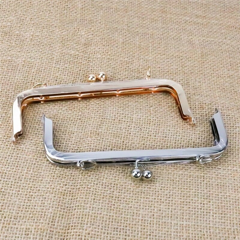 Metal Screw Purse Frame Factory - OEM/ODM 20cm Kiss Lock Bag Hardware Wallet Accessories