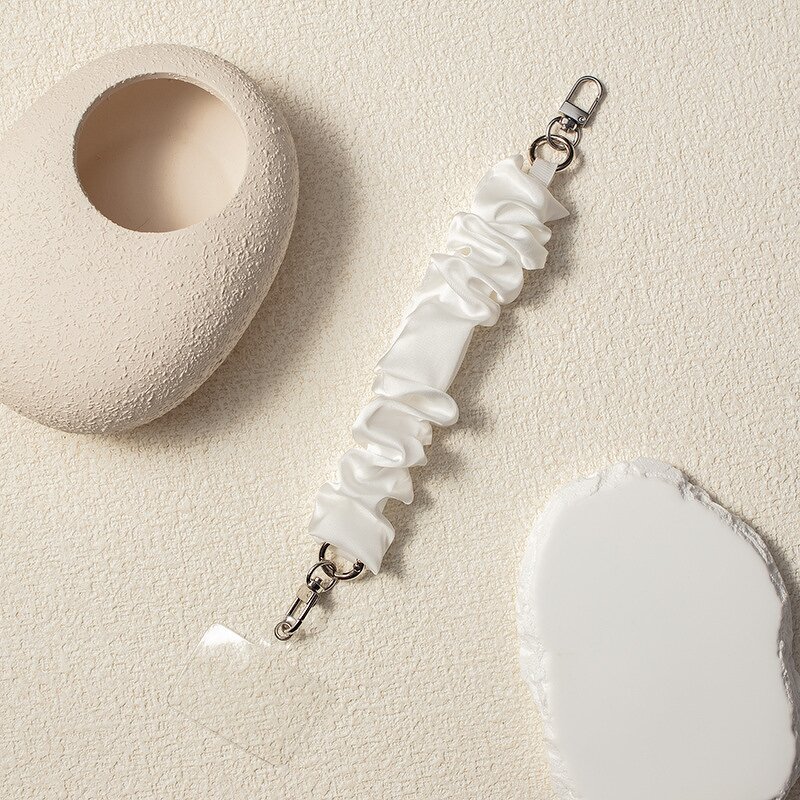 Phone Chain Factory - OEM/ODM Small MOQ New Metal Fashion Style Leather Pearl Chain
