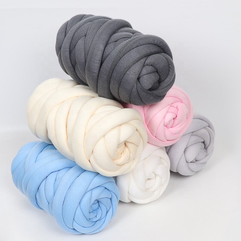 Giant Chunky Yarn Manufacturer - Washable Velvet Yarn for Pet Blanket