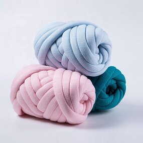 Chunky Yarn Manufacturer - Giant Tubular Yarn for DIY Blankets