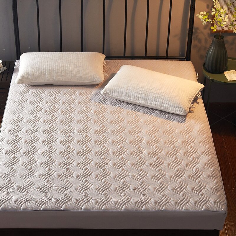 Mattress Protector Manufacturer - Quilted Bed Cover Queen Size