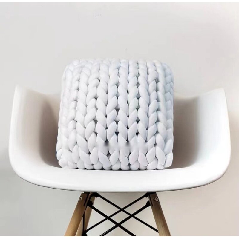 Plush Pillow Manufacturer - Heart-Shaped Anti-Static Modern Sofa Decor