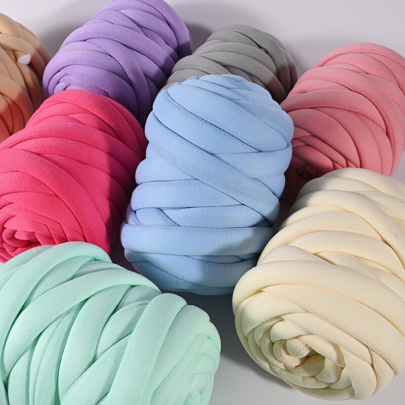 Chunky Tube Yarn Factory - Hand Knitted Braid for Pillow Blanket