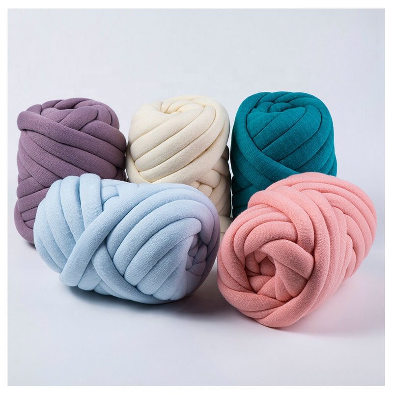 Chunky Yarn Manufacturer - Giant Tubular Yarn for DIY Blankets