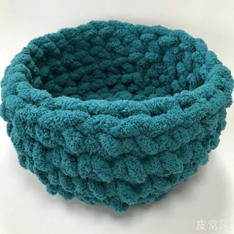 Pet Bed Manufacturer - Soft Chunky Chenille Yarn Knit Handmade