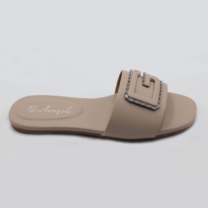 Shoes Manufacturer - OEM/ODM New Style for Daily Wear Accessory