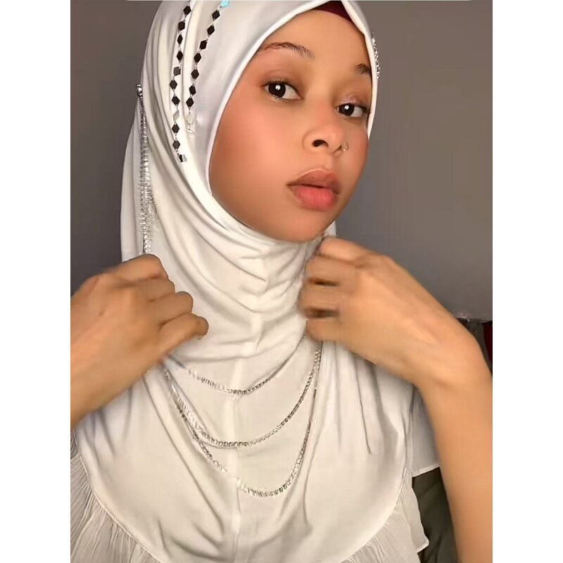 Hijab Scarf Manufacturer - OEM/ODM Elegant Chain-linked with Floral Lace Edging