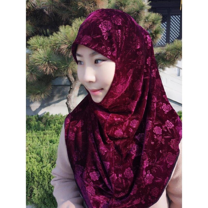 Muslim Scarves Factory - OEM/ODM 2022 Latest Design Winter Golden Velvet Embossed Warm
