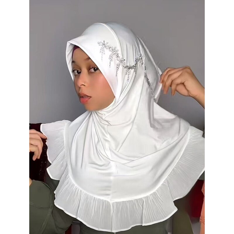 Hijab Scarf Manufacturer - OEM/ODM Elegant Chain-linked with Floral Lace Edging