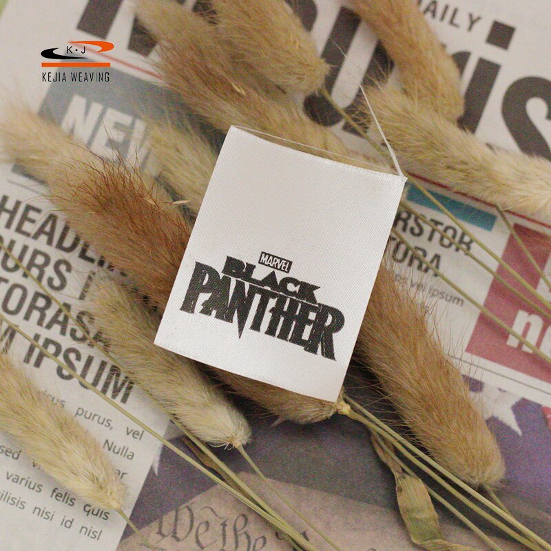 Neck Label Satin Manufacturer - OEM/ODM No Moq Factory Customizable Fashion Design Popular