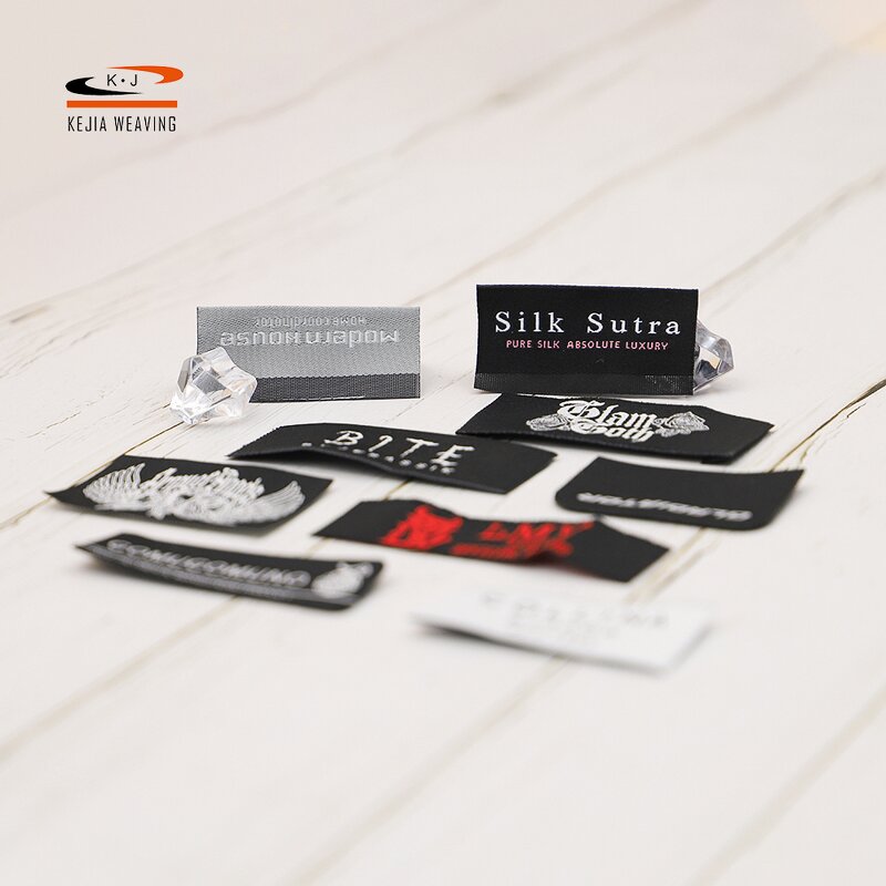 Hot Cut Garment Label Factory - OEM/ODM No Moq Wholesale Price Polyester Center Fold Multi-use