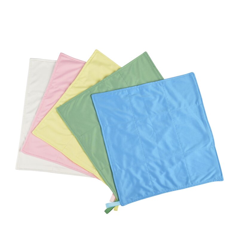 Cleanroom Wipers Manufacturer - OEM/ODM H-4006 GMP Double-Layered Dust-Free Wiping Cloths