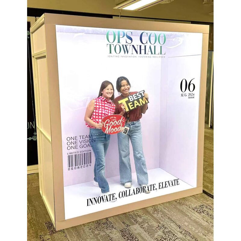 Magazine Photo Booth Manufacturer - Box with LED Light Birthday Party