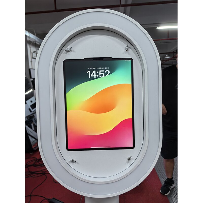 Photo Booth Factory - Oval Head iPad Mirror Booth with Flash & Umbrella